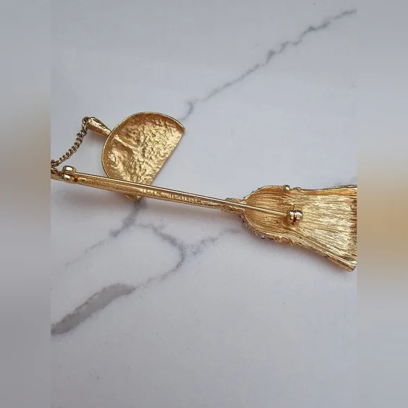 R. Mandle Gold Tone Broom and Dustpan Brooch Very Rare